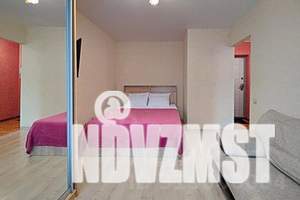 1-к квартира, посуточно, 30м2, 2/3 этаж