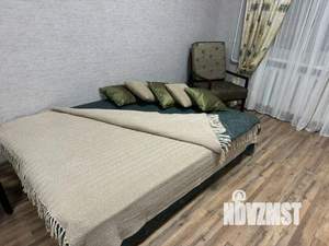 1-к квартира, посуточно, 50м2, 1/1 этаж