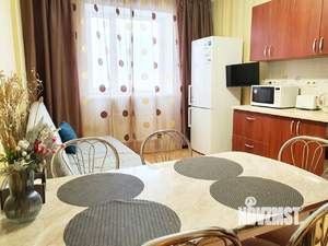 1-к квартира, посуточно, 55м2, 1/1 этаж