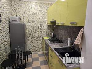 1-к квартира, посуточно, 35м2, 1/2 этаж