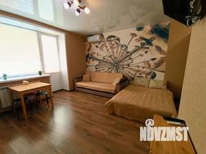 Студия квартира, посуточно, 30м2, 11/18 этаж