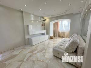 1-к квартира, посуточно, 42м2, 9/14 этаж