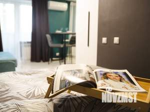 Студия квартира, посуточно, 35м2, 3/9 этаж