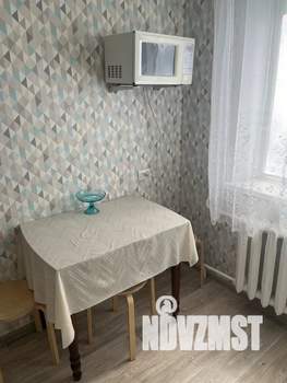 1-к квартира, посуточно, 32м2, 1/5 этаж