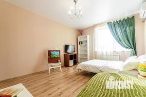 1-к квартира, посуточно, 50м2, 1/1 этаж