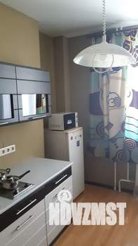 1-к квартира, посуточно, 40м2, 18/19 этаж