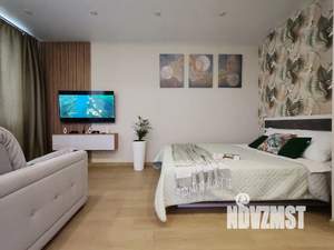 Студия квартира, посуточно, 31м2, 19/25 этаж