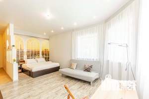 1-к квартира, посуточно, 53м2, 1/1 этаж