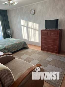 1-к квартира, посуточно, 39м2, 7/9 этаж