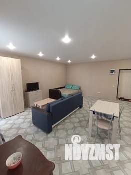Студия квартира, посуточно, 42м2, 1/16 этаж