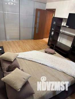 2-к квартира, посуточно, 54м2, 1/1 этаж