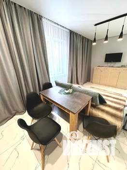 Студия квартира, посуточно, 42м2, 1/4 этаж