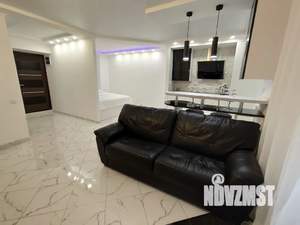 1-к квартира, посуточно, 50м2, 3/17 этаж