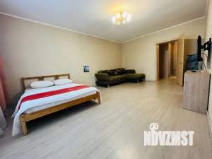 1-к квартира, посуточно, 54м2, 8/8 этаж