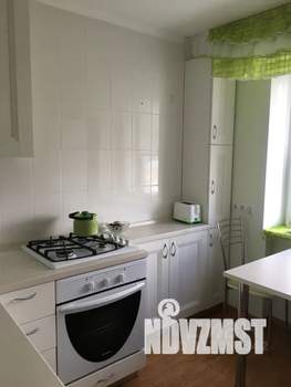 1-к квартира, посуточно, 40м2, 7/16 этаж