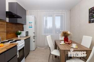 1-к квартира, посуточно, 42м2, 1/1 этаж