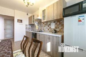 1-к квартира, посуточно, 57м2, 4/25 этаж