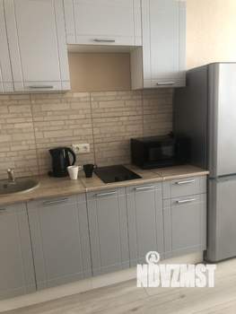 1-к квартира, посуточно, 45м2, 11/16 этаж