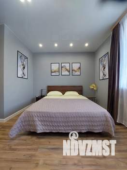 Студия квартира, посуточно, 35м2, 18/18 этаж