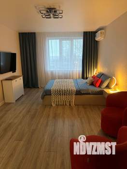 1-к квартира, посуточно, 39м2, 8/10 этаж