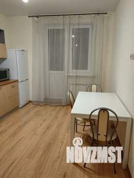 1-к квартира, посуточно, 43м2, 5/23 этаж