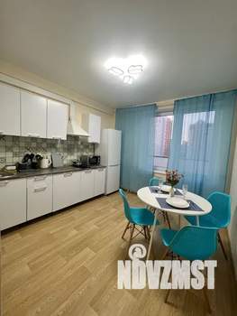 1-к квартира, посуточно, 40м2, 9/17 этаж