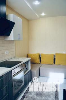 Студия квартира, посуточно, 28м2, 2/17 этаж