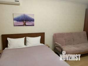 1-к квартира, посуточно, 37м2, 1/10 этаж