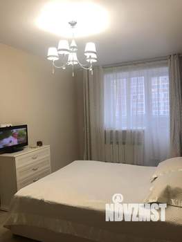 1-к квартира, посуточно, 45м2, 11/16 этаж