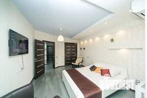 2-к квартира, посуточно, 65м2, 7/20 этаж