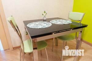 2-к квартира, посуточно, 50м2, 1/1 этаж