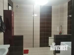 Студия квартира, посуточно, 60м2, 18/18 этаж