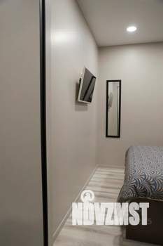 2-к квартира, посуточно, 45м2, 9/16 этаж