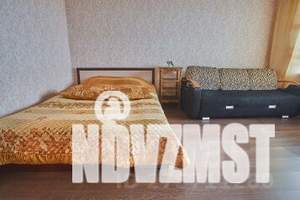 1-к квартира, посуточно, 42м2, 8/10 этаж