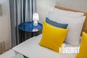 Студия квартира, посуточно, 34м2, 13/25 этаж