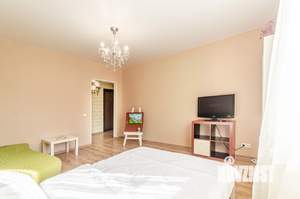 1-к квартира, посуточно, 50м2, 1/1 этаж