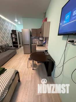 Студия квартира, посуточно, 25м2, 1/5 этаж