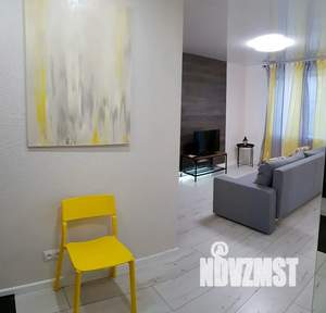 Студия квартира, посуточно, 40м2, 4/8 этаж