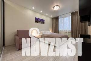 1-к квартира, посуточно, 40м2, 3/19 этаж