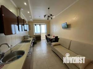 2-к квартира, посуточно, 75м2, 15/15 этаж