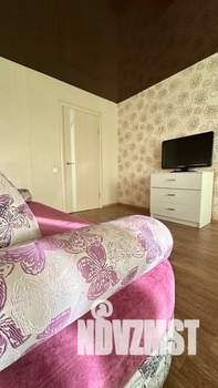 1-к квартира, посуточно, 40м2, 3/9 этаж