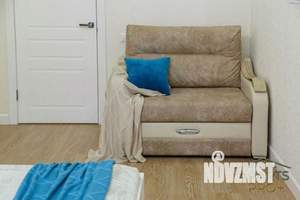 1-к квартира, посуточно, 42м2, 1/1 этаж