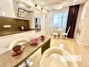 1-к квартира, посуточно, 53м2, 1/1 этаж