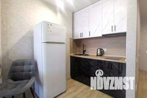 1-к квартира, посуточно, 32м2, 9/16 этаж