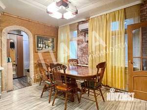 2-к квартира, вторичка, 59м2, 1/1 этаж