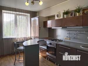 2-к квартира, вторичка, 55м2, 3/3 этаж