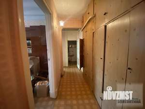 2-к квартира, вторичка, 60м2, 1/4 этаж