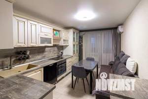 2-к квартира, вторичка, 70м2, 8/27 этаж