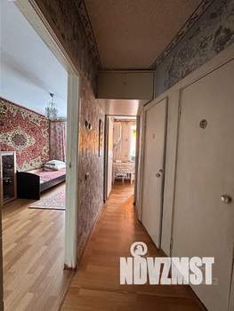 2-к квартира, вторичка, 44м2, 3/5 этаж