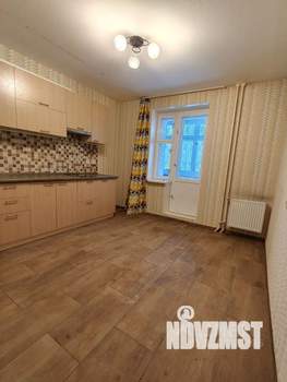 2-к квартира, вторичка, 81м2, 1/10 этаж